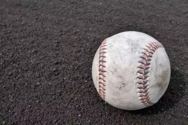 首位九産大が九共大に先勝　福岡六大学野球