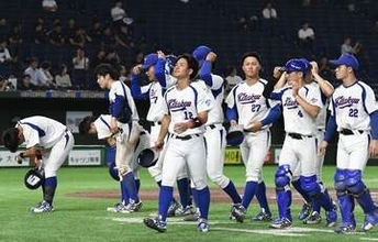 「一緒に暗闇を走ってるような…」時間を経て見た「新しい景色」　北九大・山本浩二監督が選手との歩み思い涙　関大に惜敗【全日本大学野球選手権】