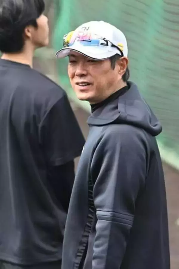 「風邪症状です」　ソフトバンク小久保監督、体調不良でベンチ外のオスナ、ヘルナンデスについて説明