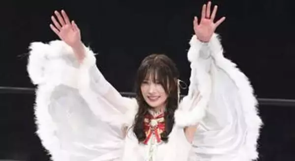 「見えとる笑」〝ゴージャス2ショット〟赤井沙希＆山中絵里奈にツッコミも「朝から元気出た！！！！」「ヨガで鍛えたスタイルがすごい」