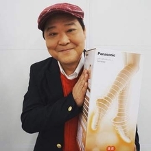 逝去直前の〝異変〟告白で話題に…上島竜兵さんの妻〝お墓参り報告〟プラベ写真に「奥さん大丈夫かな..」「お似合いの夫婦だった」の声