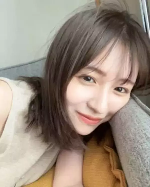 「長濱ねる、すごかった…」初めての〝刺激的ショット〟に反響「危険領域！」「これは凄い！」「最高かよ」