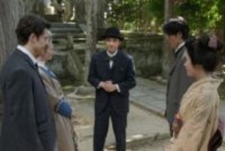 【明日のばけばけ】何やら一触即発のムードが…怪談を語るトキに満足気なヘブン、それを見つめるイライザの目が怖い〈25日放送のあらすじ〉