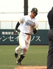 ソフトバンクドラ5の髙橋隆慶、母の前で公式戦初本塁打「初心に返ったバッティング」斉藤2軍監督「会心の当たり」