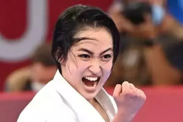 「これまた…」五輪メダリストが驚き変貌…〝心機一転〟清水希容さん最新姿に「変わる」「最高です♡」
