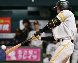 ソフトバンク正木智也が日本シリーズ史上18人目のサヨナラ本塁打　ソフトバンクでは中村晃、柳田悠岐に続き3人目　3連勝で2年連続日本一王手