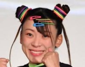 プロレス転身のフワちゃん〝すっぴんボサボサ〟姿で差し入れに涙…近影に反響「表情が柔らかく…」「落ち着いた雰囲気に」「イキイキしてる」