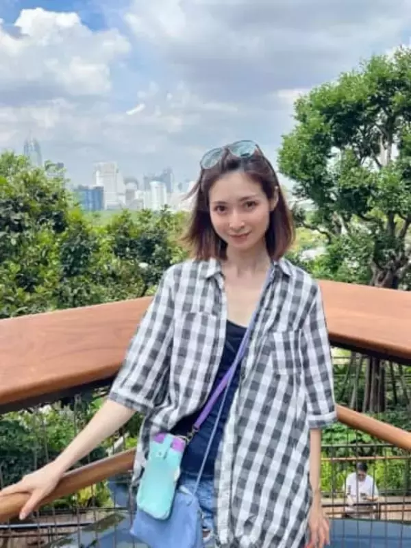 「大したもんだよ」トリリンガル、慶大卒…〝難関試験合格〟ショットの31歳住田紗里アナに反響「二刀流ですね」「向上心が半端ない」