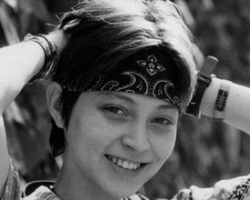 38歳で亡くなった母は伝説のロック歌手...24歳モデル・刈込るちあ〝映画出演報告〟ショットに「楽しみー!!!!!!!!」「遺伝子を感じる美しさ」「面影あって感動」の声