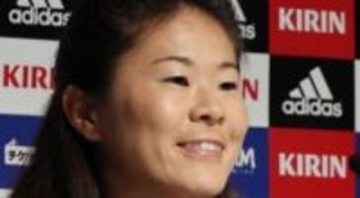 〝結婚10年〟澤穂希さんが元サッカー選手の夫とキラキラ2ショット「えぇ夫婦やなぁ〜」「函館だぁー」