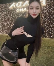 「すごい子見つけちゃった…」バドミントン元日本代表・茜羽〝リアル峰不二子〟ボディ披露にネット騒然「努力と根性ハンパないね 脱帽!」フェイク疑いに反論も