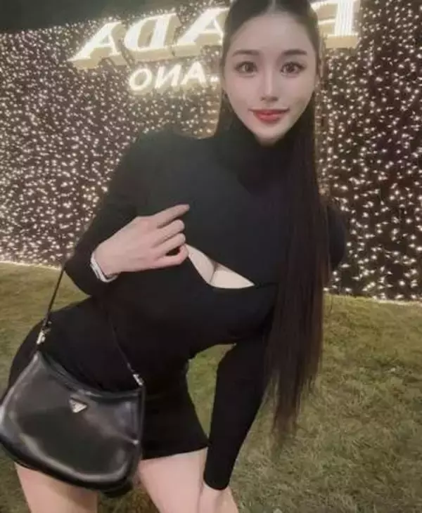 「すごい子見つけちゃった…」バドミントン元日本代表・茜羽〝リアル峰不二子〟ボディ披露にネット騒然「努力と根性ハンパないね 脱帽!」フェイク疑いに反論も