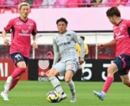 「11人で守っているものを1人でぶち壊す選手がいる」　アビスパ福岡、リーグ戦4連敗中の難敵撃破なるか　【J1百年構想L・C大阪戦見どころ】
