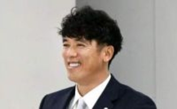 夫は元メジャーリーガー…25歳女優の娘と〝ほろ酔い2ショット〟松井美緒に「姉妹みたい」「そっくり」「素敵なご家族ですね」の声