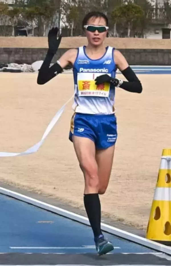 「アジア大会に合わせて」　女子10キロは世界陸上代表の斎藤みうが44秒差で圧勝【唐津10マイルロードレース】