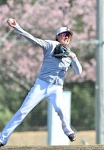 侍ジャパンが初回に5安打で4点奪取一気逆転　源田壮亮は鋭く中前適時打で貴重な4点目【壮行試合】