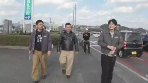 「余裕でいけた」少食おじさん博多大吉が絶品カレーで食欲覚醒　新鮮魚介の居酒屋で食通・華丸が初めて見る料理も