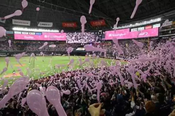 純烈弟分「モナキ」ケンケンがソフトバンク戦で始球式　地元福岡でのノーバン投球におヨネ「花丸あげたい」