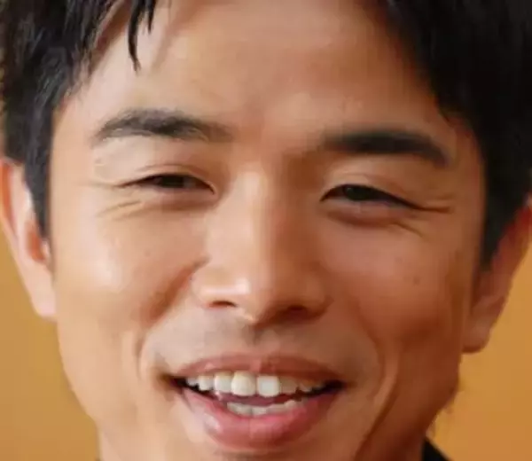 「あれ、髪の毛!?」〝雰囲気ガラリ〟V6解散から5年、井ノ原快彦の近影に「文豪みたい!」「なんか本当に生活を楽しんでいる!!って感じ」の声