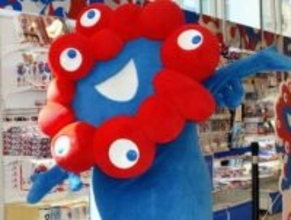 おや!?ミャクミャクのようすが…！「おめでとう！」「神々しさが増しましたね」「万博終わってるけど」進化するミャクミャクが話題