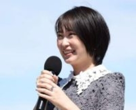 「ただのヲタクと思って見守って…」と告白、志田未来〝推しアイドルとの共演〟ショットが豪華すぎると話題「ヤバイぞこれ歴史の教科書に載る」