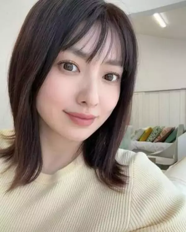 「まだグラビアできますよ…」夫は元アスリート、〝息子激撮〟水着ショット公開の44歳長尾麻由「センスありますねー」