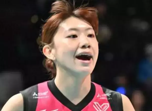 「これはヤバイ」「え⁈」コートから激変！女子バレー元日本代表・野中瑠衣〝衝撃のオフ写真〟にファン騒然「一瞬誰かと…」