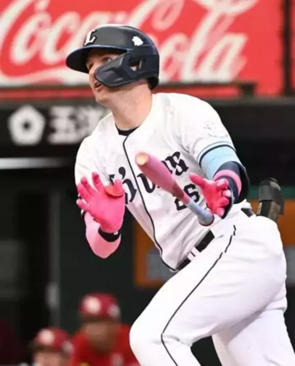 ネビンすごすぎ！先制打に一発　西武が4連勝で貯金3