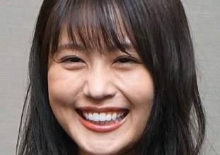 薬指に指輪キラリ…有村架純〝最新投稿〟が話題！「似合ってる」「上品な色気たっぷり」「ジュエリーの輝きに負けてない」の声
