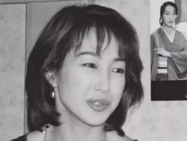 共演から20年来の仲…子役出身24歳俳優＆61歳女優〝年齢差37歳〟2ショットに驚き「61歳???」「姉弟みたい」「お若いったらない」