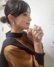 元夫は日本代表として活躍した有名選手…40歳女優「気を揉むことが多い」〝負傷した〟ドラマオフショットに「無理だけはせんようにね」「元気もらってます」の声