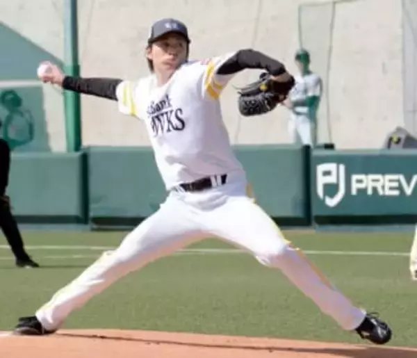 昨年育成→支配下→育成…　激動のソフトバンク2年目右腕　腰椎分離症から復帰し約5カ月ぶり打者と対戦「痛みなく投げることができた」