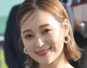 先祖は「永谷園」創業者！デビューから13年、chay〝真っ赤なきわきわドレス〟姿に「衣装も素敵で見惚れる…」「お似合いでキラキラしてる」の声