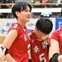 「根性が足りないなと」9大会ぶり日本一目前で「2点差の壁」…日本代表の忠願寺莉桜を擁し準Vの東九州龍谷が痛感した「想い」の差【インターハイ・バレー女子】