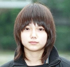 「40歳はバグだこりゃ」岡田准一と結婚9年の宮﨑あおい…夫婦CM出演、圧倒的〝透明感〟に反響「毎秒スクショしたいくらい」「世界一宮﨑あおいを上手に使う企業」