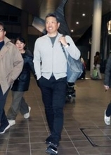 ソフトバンクの選手らハワイV旅行から帰国　小久保監督「来年も喜んでもらえるように」