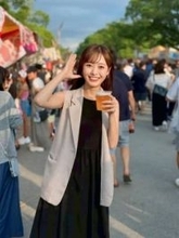 同郷レーサーと電撃婚！〝極細ウエスト〟披露の上川瑠佳に「さすが」「そんな可愛く着こなすとは」