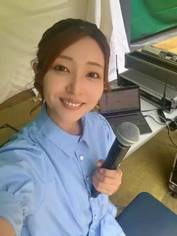 特大ボリュームショットの大分タレント・野口真美に「いい飲みっぷり」「アァが、聞こえてきそう」「スタイルに目が」の声