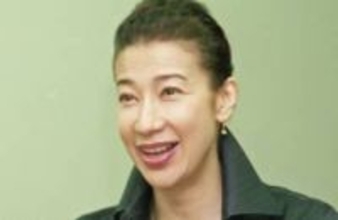 「まさかの前田美波里…」激変！ミュージカル女優が〝白髪＆杖の老婆〟ドラマ登場姿に反響「妖しい」「何やらせてんだよ笑」