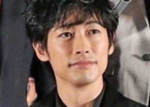 「妹なのか」兄はディーン・フジオカ！元「チェキッ娘」メンバー〝顔出し〟投稿に「そっくり」「知らなかった」「43歳⁈信じられん」反響続々