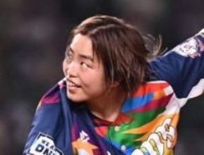 「めっちゃ痩せたね！」ゆりやんレトリィバァ〝激変〟全身ショットに賞賛とツッコミの声「チラ見せ部分から…」「マッチ棒みたい」