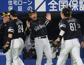 「あんな笑顔初めて見ました」ソフトバンク小久保監督、手塩にかけた元〝育成三銃士〟の大仕事に破顔　打率・095の伏兵が決勝弾