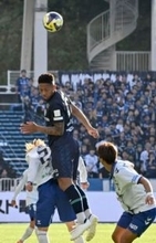 「皆さんは永遠に私の記憶と心の中に残り続けます」J通算12シーズン…アビスパ福岡のベテランFWウェリントンが今季限りで退団へ　長文コメントで感謝つづる