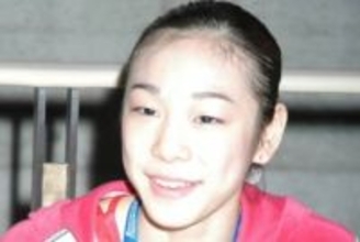 「オーマイガー」キム・ヨナさん〝衝撃〟プライベート夫婦ショットにファン騒然「まだ10代の顔に」「めっちゃ似てる〜」