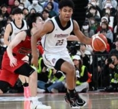 「誰にも止められない選手に」　福岡大大濠・白谷柱誠ジャック　デビュー大会で全試合2桁で2連覇に貢献【高校バスケ・ウインターカップ】