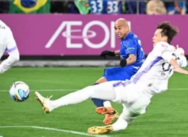 8年ぶり昇格もJ1の洗礼…V・ファーレン長崎がホーム開幕戦で3失点完敗　エースが意地の一撃【J1百年構想リーグ】