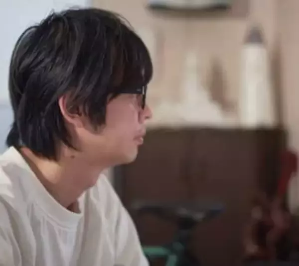 「誰って河相我聞か」「びっくり」〝50歳現在の姿〟に驚きの声も…「天までとどけ」の弟役が〝再会2ショット〟公開「ずっと兄弟でいて」