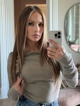 〝全身透け透け〟大胆ドレス…ジェニファー・ロペスに大反響「圧巻の存在感」「スターのオーラが半端ない」GG賞撮影スタッフへの対応に非難も⁉