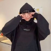 「えっ6人きょうだい!?」あいみょん〝31歳誕生日〟ショットに反響「6人きょうだいの次女ってだけでなんか強そう」