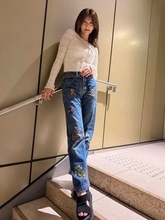 「スケスケとは」元NHK中川安奈、大胆衣装に騒然「凄いセンス」「なまめかしい」「けしからんな」